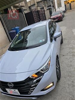 نيسان فيرسا